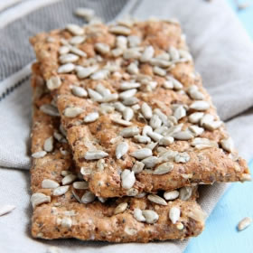 Bolachas de água e sal com sementes de girassol - Crackers Graines de tournesol