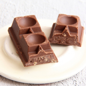 Tableta proteica de chocolate con leche 